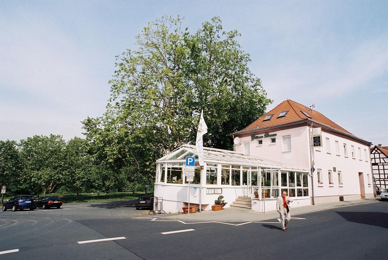 Zum grünen Baum Kelsterbach Exterior foto